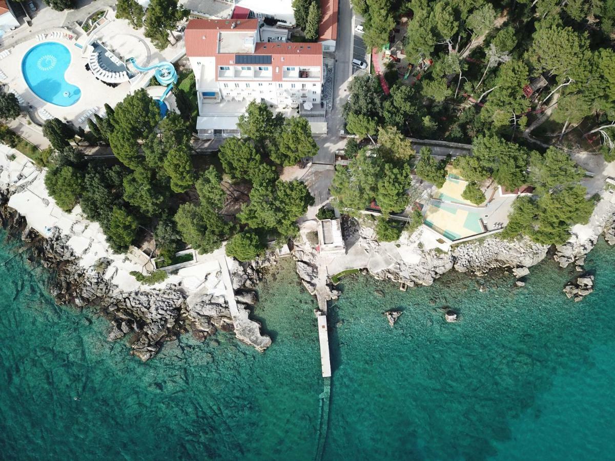 Sesar Apartments Krk - No. 1 Iva Krk Town Exterior photo